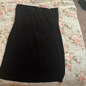 Boohoo black body con dress